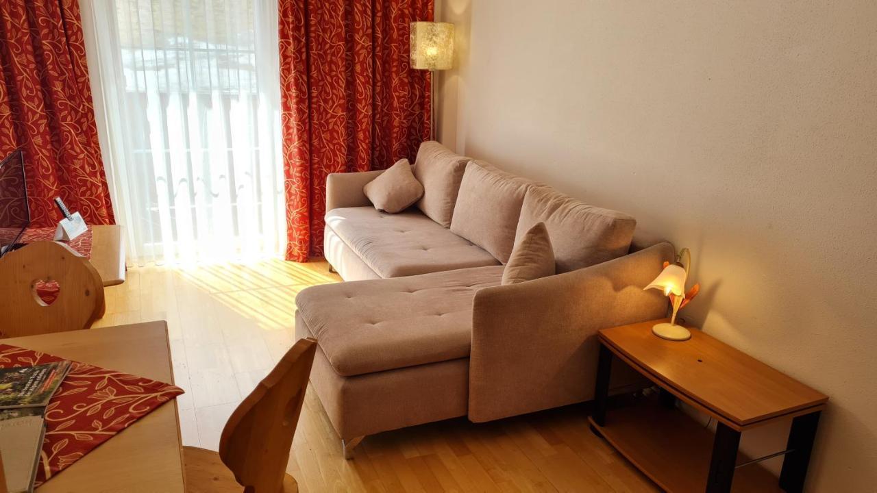 Junior Suite,1272122014:JPEG